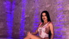 DEČKO JU JE PREVARIO SA UDATOM ŽENOM Pevačica umalo bila razlog razvoda, evo koji je plan imala