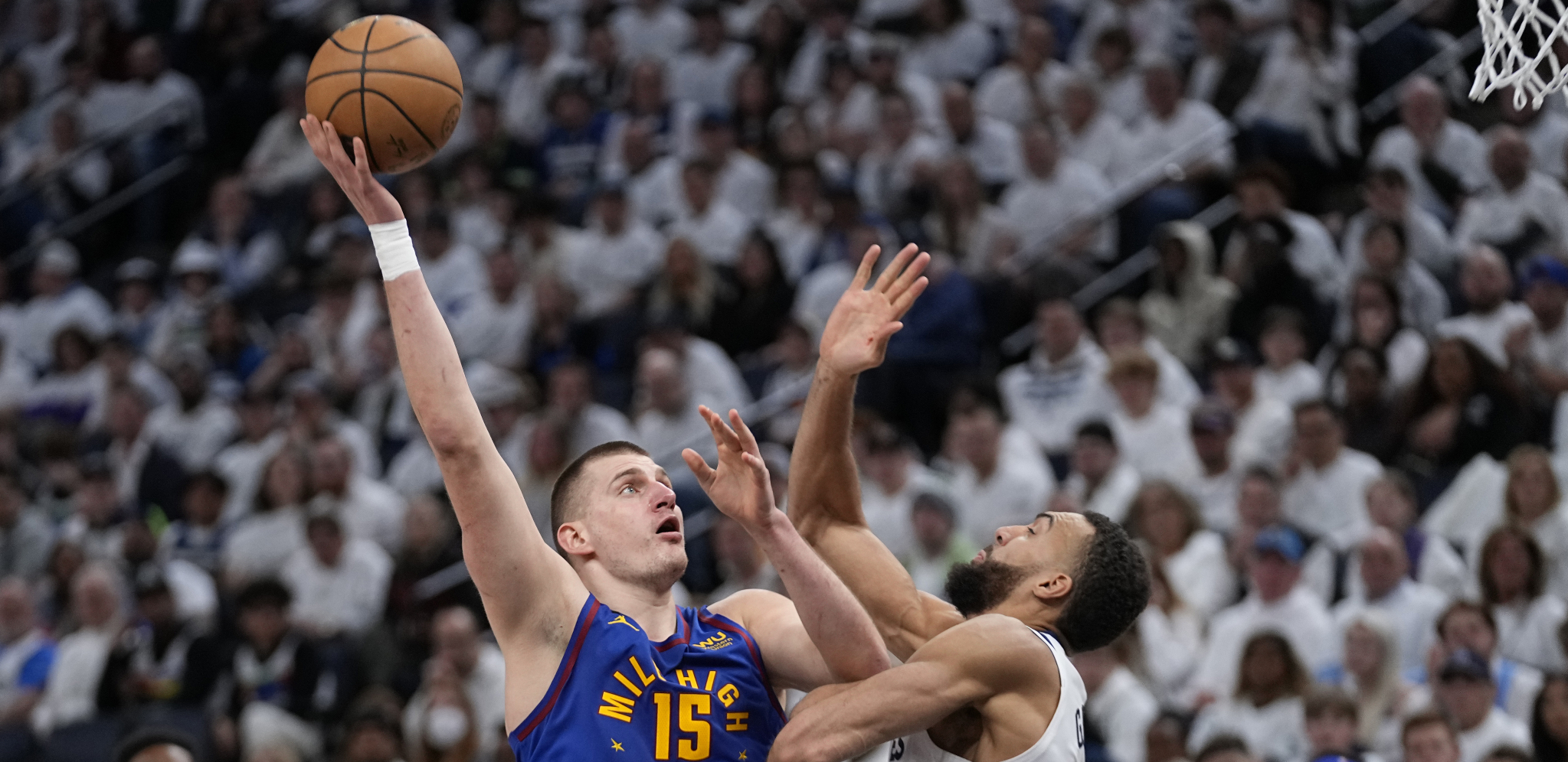 JOKIĆ ZLATNIM SLOVIMA ISPISAO ISTORIJU NBA LIGE "Džoker" napravio pravo malo čudo, o ovome drugi mogu samo da sanjaju