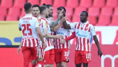 CRVENO-BELI ISKORISTILI PRVU MEČ LOPTU I ODBRANILI TITULU Zvezda je novi-stari šampion Srbije, het-trik Bukarija protiv TSC-a