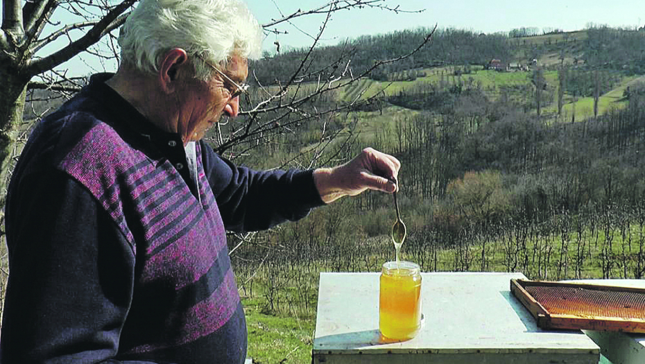 AKO URADITE OVO, MЕD ĆE SE PRETVORITI U ČIST OTROV Zbog jedne greške najzdravija namirnica postaje opasna po zdravlje