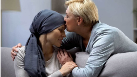 OD OVOG RAKA NAJČEŠĆE OBOLJEVAJU LJUDI PREKO 50 GODINA: Rani znaci su veoma jasni, dobro obratite pažnju