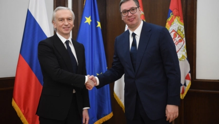 VUČIĆ SE SASTAO SA DJUKOVIM Razgovarali su o novim ulaganjima u obnovljive izvore energije