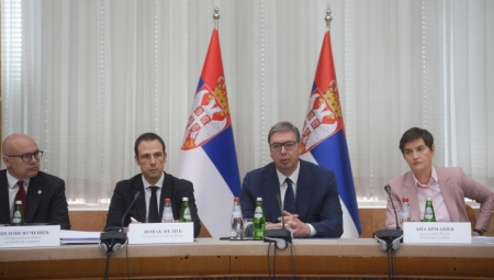 KLJUČNI RAZGOVORI O KIM! Održana sednica Vlade Srbije, prisustvovao predsednik Vučić!
