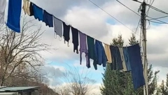 IMAMO SLIKU GODINE: U Bijelom Polju suše veš na 250 volti struje