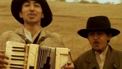SA 11 GODINA JE DOBIO POPULARNOST Glumac se proslavio u filmu "Ko to tamo peva", a danas vozi GSP