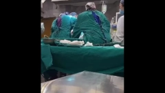 ISPLIVAO JEZIVI SNIMAK IZ BEOGRADSKOG PORODILIŠTA: Svi se pitaju - da li žena koja se porađala uopšte zna za ovo?