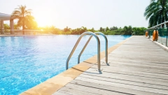 PREMINUO MLADIĆ (19) KOJI JE PAO S TOBOGANA Doživeo teške povrede na bazenu, danima mu se borili za život, ali mu nije bilo spasa