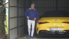 KRALJU, IMA SE, JEL?! Popovića isprozivali u saobraćaju dok se vozio u svom kabrioletu, a tek da čujete kako im je odbrusio