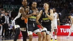 KAPITEN CRNO-BELIH UŠAO U ISTORIJU Kevin Panter oborio rekord Evrolige protiv Reala, a evo o čemu je reč