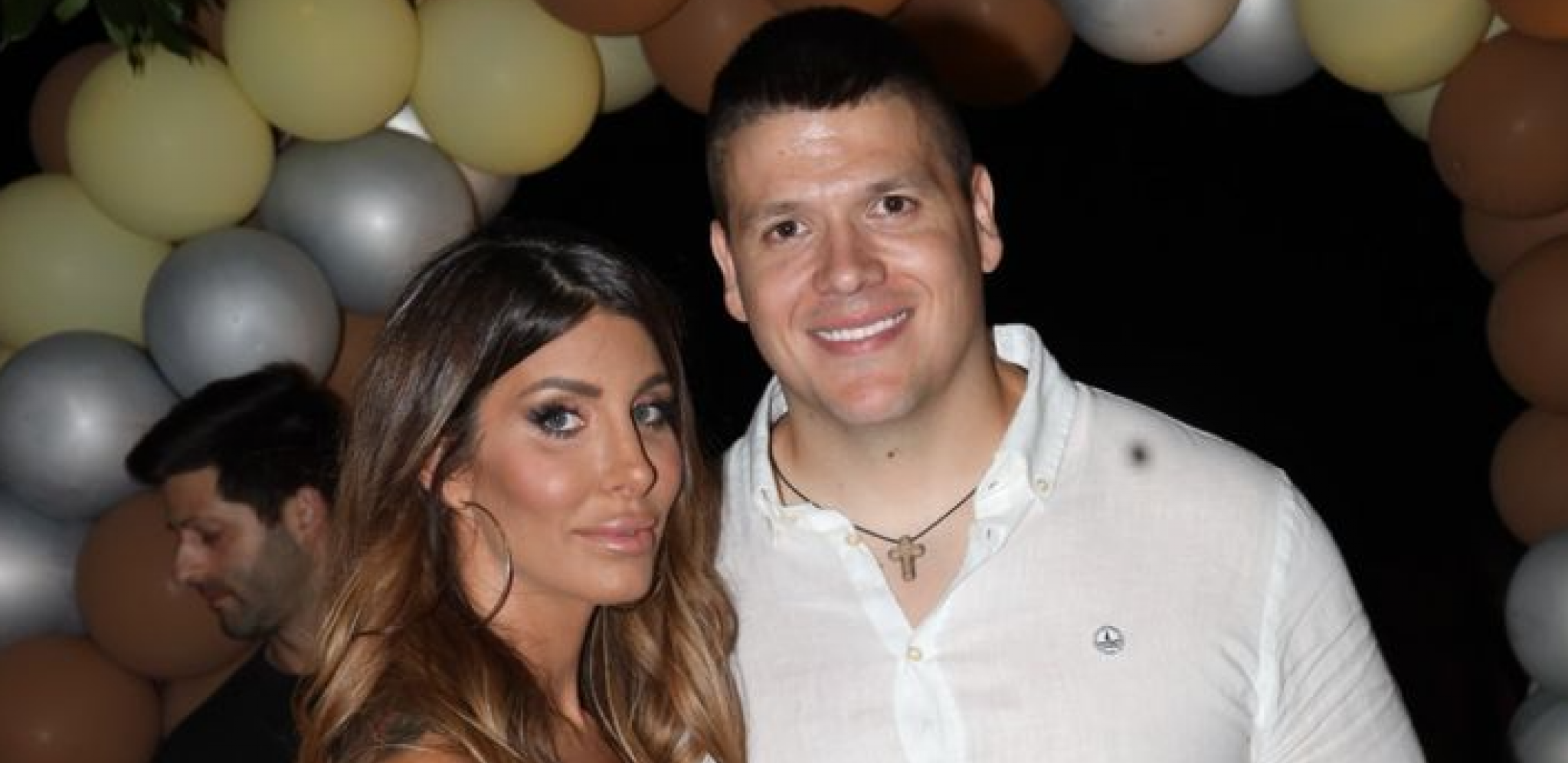 RASPAMETILA FANOVE Jelena Radanović uslikala Slobu dok radi ovo,  sada je jasno kako provode slobodno vreme