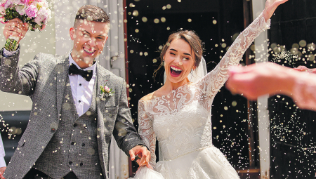 FOTOGRAF OTKRIO KAKO ZNA DA LI ĆE SE PAR RAZVESTI Pogledajte slike sa vašeg venčanja, nije dobro ako uočite ovih 5 znakova