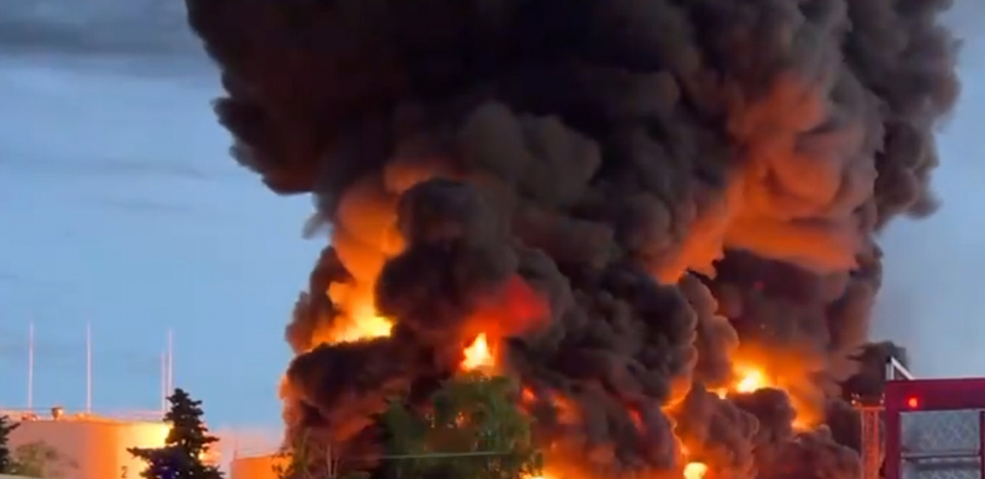 UDAR IZ HIMARS-A RAZORIO ZGRADU U KOJOJ SU BILI SMEŠTENI RUSKI OFICIRI! Rusko moćno "Sunce" priredilo pakao ukrajinskim vojnicima (FOTO/VIDEO)