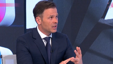 SINIŠA MALI O "SLEPLJENOSTI ZA FOTELJU" Nije Zorana napustila stranku 6 meseci nakon što je izgubila funkciju, nego taj dan!