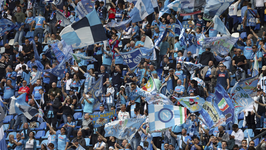 NAPOLI SPREMA BOMBU Poznato ko bi mogao na klupi da nasledi Spaletija, zna kako se osvaja Skudeto