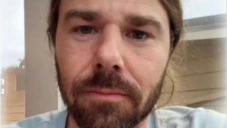 SOCIJALISTIČKI EKPERIMENT DIGAO SAD NA NOGE Direktor prodao kuću da bi radnicima podigao plate, mislili su da će propasti ali desilo se čudo!