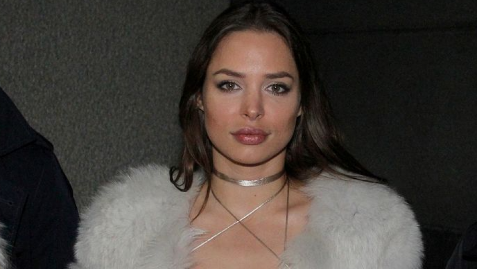 PROCURILE NEVIĐENE FOTKE IZ PROŠLOSTI NATAŠE ŠAVIJE Ni rođena majka je ne bi prepoznala, raskrinkano njeno pravo lice! (FOTO)