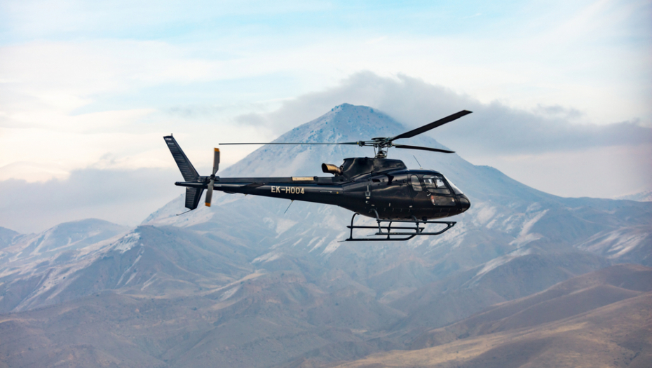 Beba helikopterom hitno prebačena iz Tuzle za Beograd (FOTO)