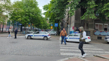 NASTAVLJA SE NASTAVA U OŠ "VLADISLAV RIBNIKAR" Šest policajaca biće u školi, neće biti ocenjivanja