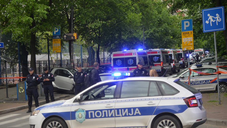 LEKARI HITNE POMOĆI POTRESENI MASAKROM U ŠKOLI NA VRAČARU: Na to niko nije bio spreman, na ovo vas ne sprema fakultet