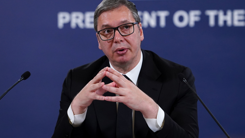 NOVA PRETNJA SMRĆU VUČIĆU "Neka se neko žrtvuje i ubije ga i tako pomogne timu" - opoziciji! (FOTO)