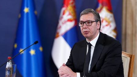 PREDSEDNIK OTKAZAO ODLAZAK NA KRUNISANJE ČARLSA III: Zbog Dana žalosti ne ide u London