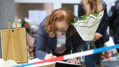 KNJIGA ŽALOSTI OKUPILA SRBE Ogroman red ljudi, među njima i poznate ličnosti