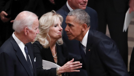 OBAMA UMEŠAO PRSTE! Ne može da ga smisli! Bajden se nije samostalno povukao!?