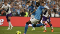 I ON JE REKAO "NE" ARAPIMA Junak Napolija ostao veran klubu