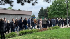 OPROŠTAJ OD JOŠ JEDNOG ANĐELA Ako prestanemo da se sećamo i mi ćemo prestari da postojimo