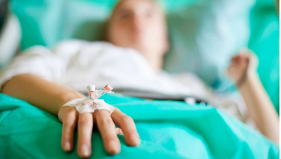 MEDICINSKE SESTRE DROGIRALE ŠLOGIRANE PACIJENTE! Razotkrila ih je devojka na praksi, isplivale skandalozne poruke