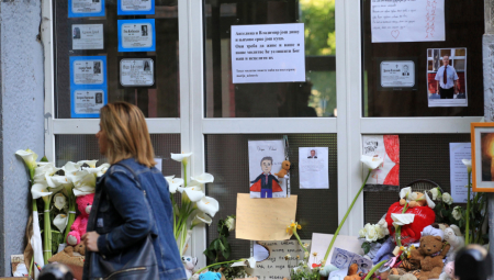 HRABRO STALA PRED UBICU Peticija da se E.K. proglasi nacionalnom heroinom, "žrtvovala život kako bi spasila odeljenje"