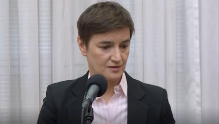 "SRBIJA NE SME DA STANE" Brnabić: Sa protesta koji su navodno iskazivanje pijeteta prema žrtvama, čula sam samo “ostavka, ostavka"
