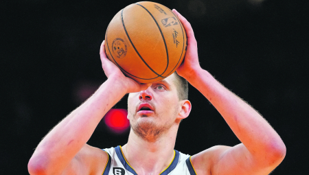 Jokić poslao poruku navijačima Denvera, oni poludeli od sreće (VIDEO)