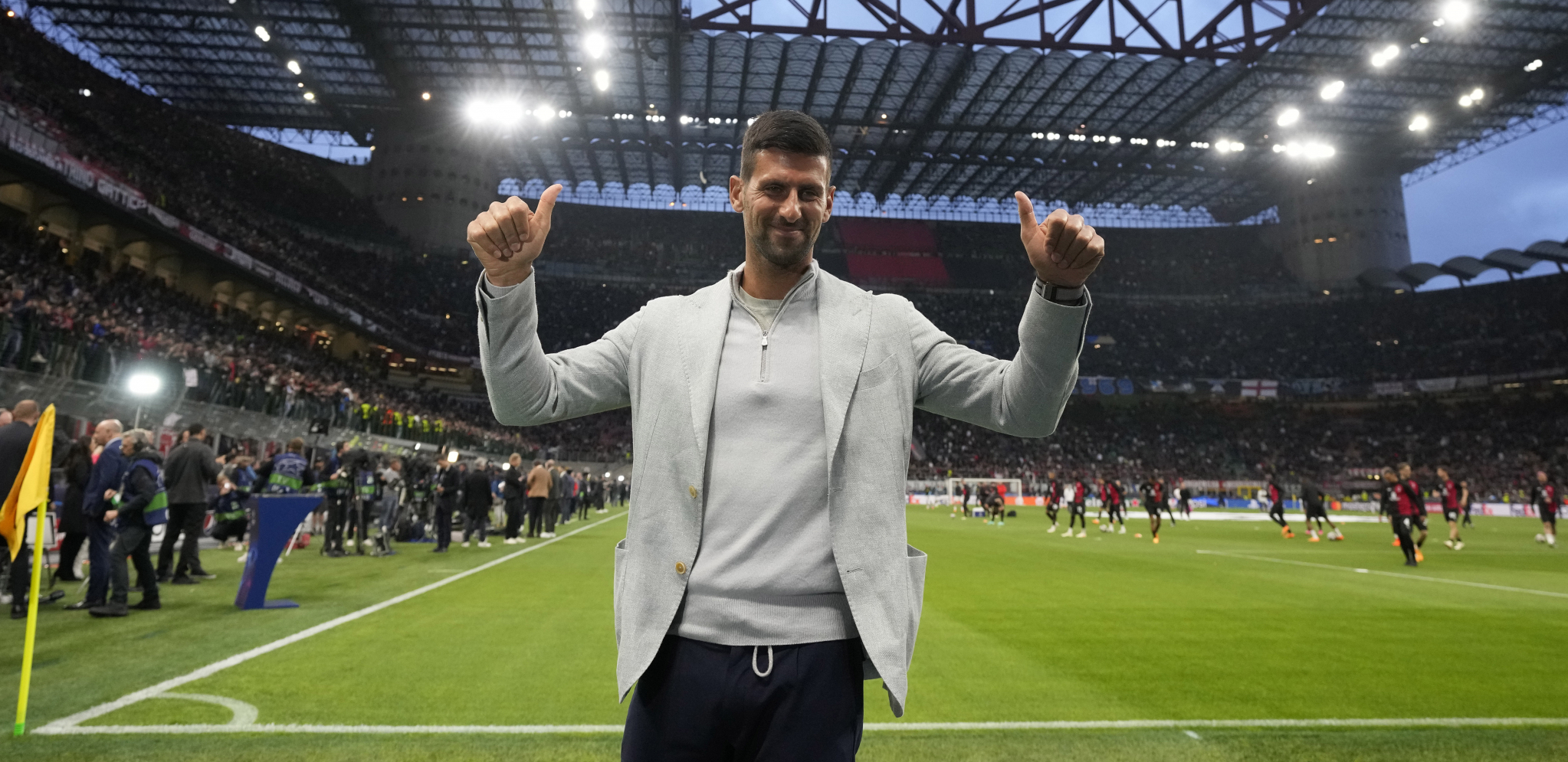 NOLE STIGAO NA POSEBNO MESTO Đoković se pojavio i izazvao lavinu aplauza (FOTO)