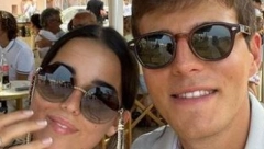 ODREŠIO KESU Ćerka Željka Mitrovića se pohvalila poklonom od dečka, Andrea već tri godine uživa pored mladog doktora!