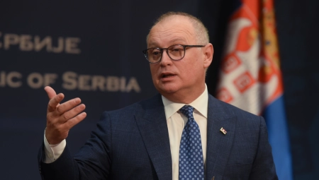 "KADA MAFIJAŠ I UBICA POSTANE BLOGER" Vesić razvalio Ratka Kneževića!