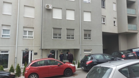 NEMA INDICIJA DA JE SMRT DEVOJKE NA ZVEZDARI NASILNA Evo šta je pronađeno na licu mesta