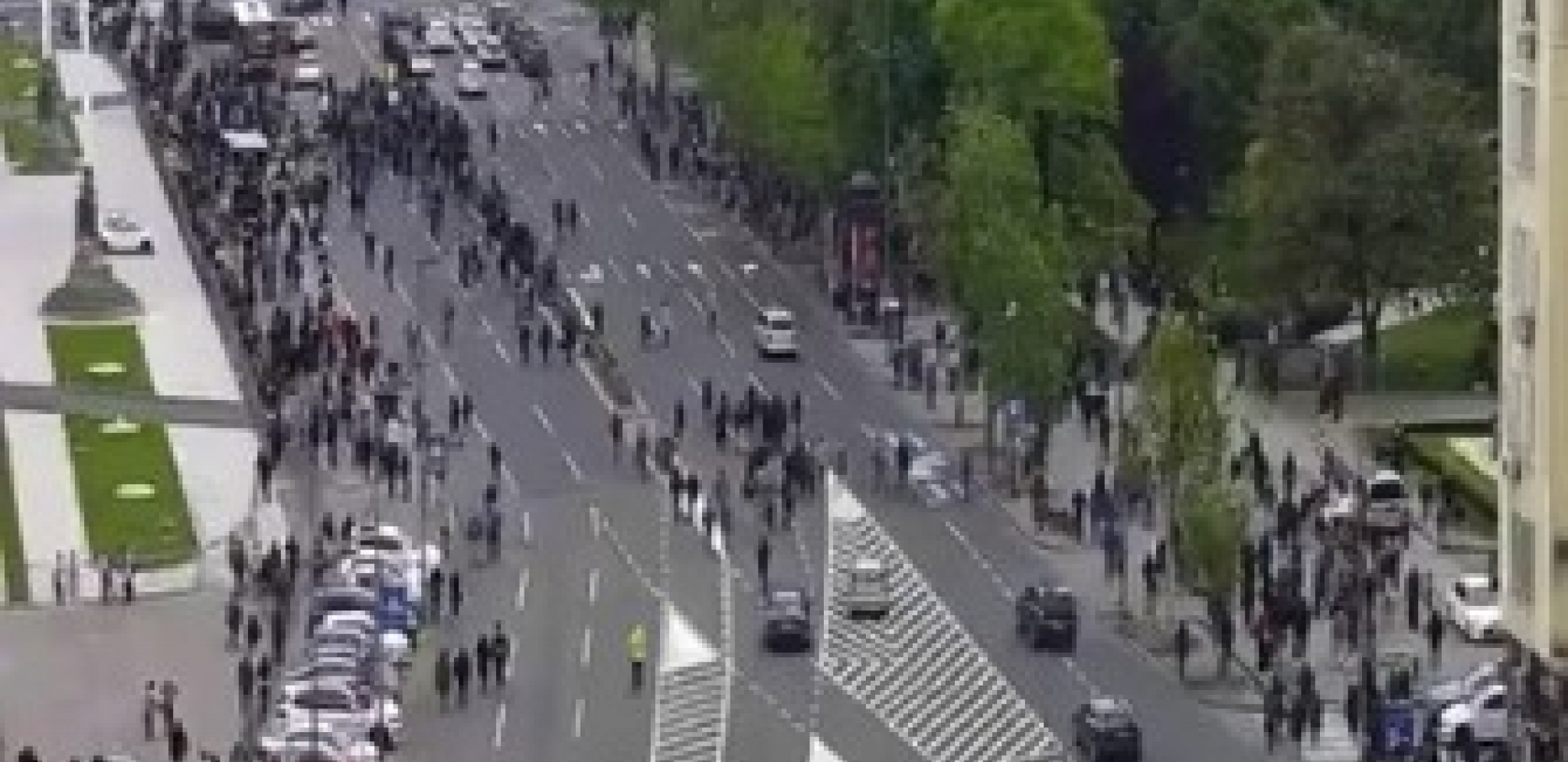 TAJKUN UDARIO CENZURU TOKOM LEŠINARSKOG PROTESTA Ovo ne želi da javnost vidi!