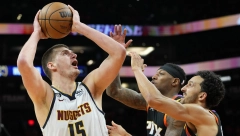 PLJUNULI, PA LIŽU! Jokić uveo Denver u finale Zapada i naterao Amerikance na reakciju oko MVP nagrade