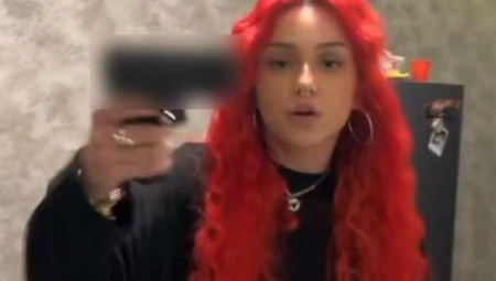 "BILO NAM JE DOSADNO" Nakon dva masakra u Srbiji Breskvica se snimala sa pištoljem, a sada je dala sramno objašnjenje za svoje postupke