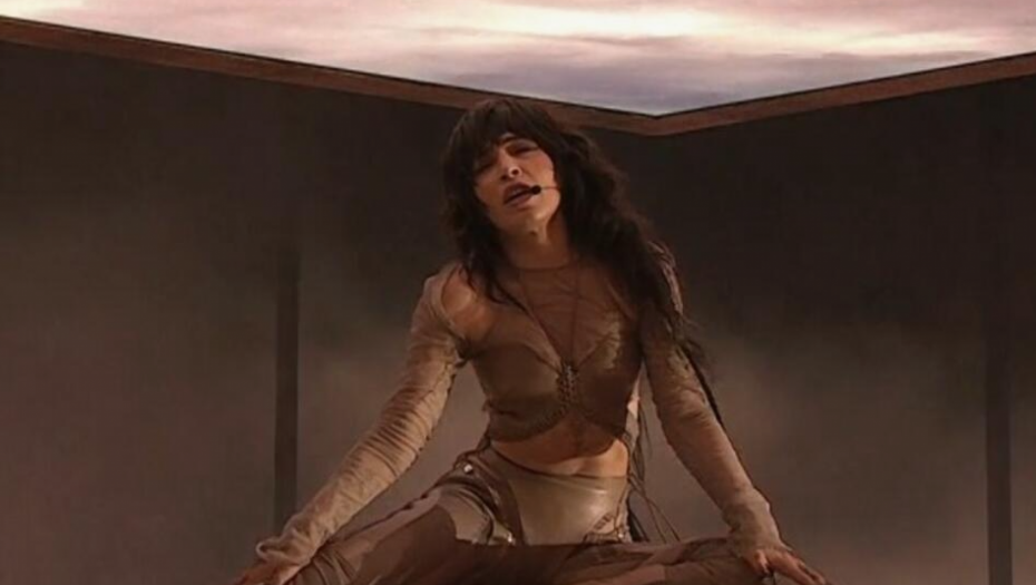 LORIN OPRAVDALA TITULU JEDNOG OD NAJVEĆIH FAVORITA! Moćnim i energičnim nastupom ostavila bez teksta prisutne i izazvala zemljotres! (VIDEO)