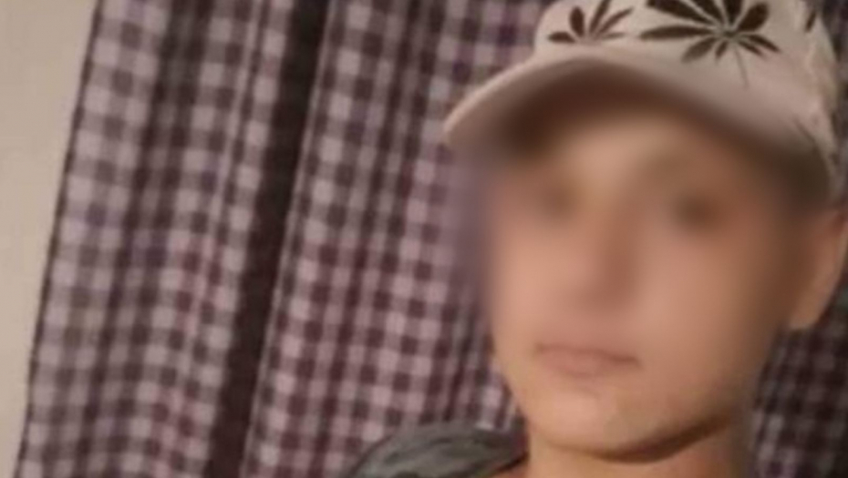 DANAS SASLUŠANJE OCA Dečak (13) sekirom napao ženu i nožem izbo njenog sina