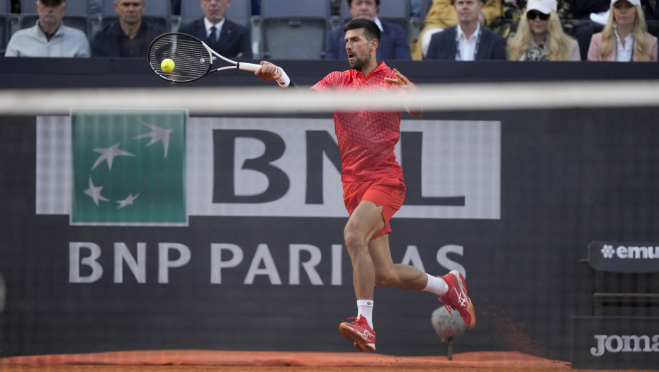 NOLE SE OGLASIO PRVI PUT POSLE SKANDALA Đoković otkrio da je imao bolove