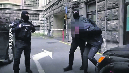 ŠEFA BALKANSKOG KARTELA ČUVALI PRLJAVI POLICAJCI?! Dok su srpske vlasti tragale za njim, Čombe uživao u Banjaluci