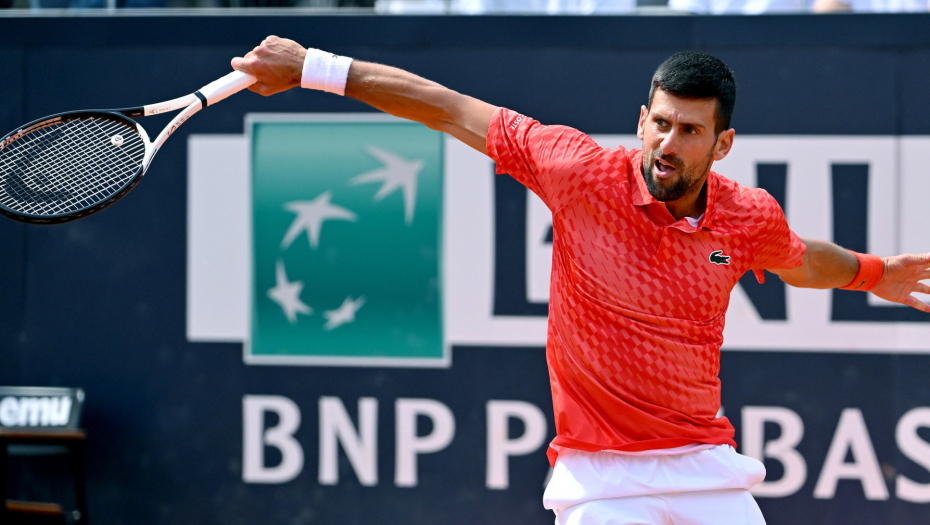 NOVAK HVATA ZALET ZA ROLAN GAROS Pogledajte gde i s kim se Đoković sprema za grend slem u Parizu (VIDEO)