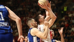 BIZARNA SCENA U MORAČI Evo zašto je kasnio meč Zvezde i Budućnosti