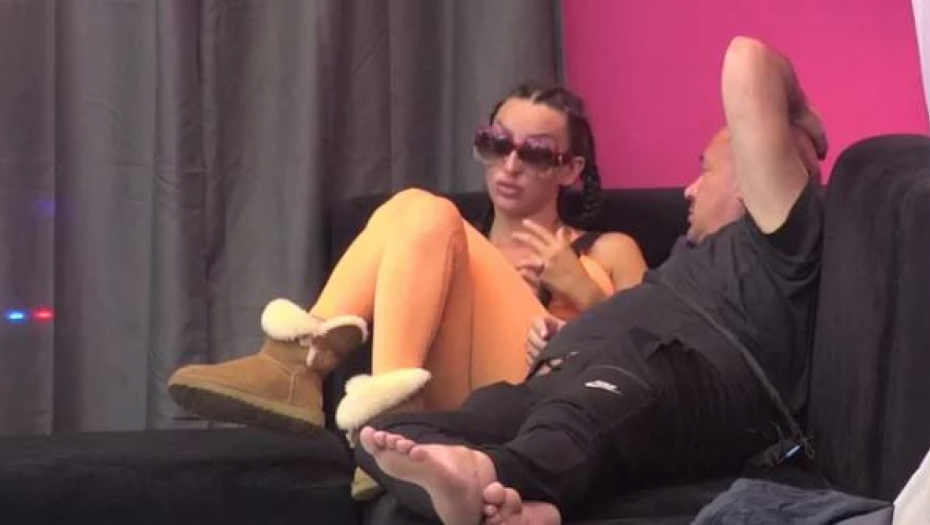 SPREMA MU ŠUT KARTU! Slađa Lazić doživela pomračenje, žestoko isprozivala Zolu, kada ovo čuje neće mu biti dobro