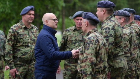 Vučević: Do 14 časova završićemo raspoređivanje jedinica Vojske Srbije