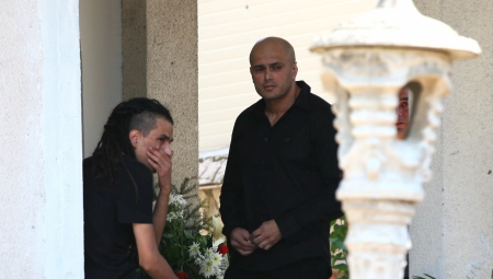OVAKO IZGLEDA MAJKA RAŠIDA SAKIĆA Sinanova prva žena je iznela sav prljav veš o pevaču, a mnogi će biti šokirani!