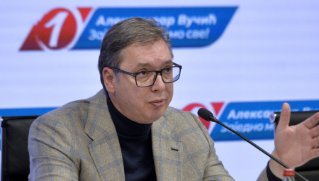 VUČIĆ OTKRIO ZAŠTO ĆE SKUP 26. MAJA BITI ISPRED SKUPŠTINE "Možda te večeri bude nekih odluka koje se tiču baš tih institucija"